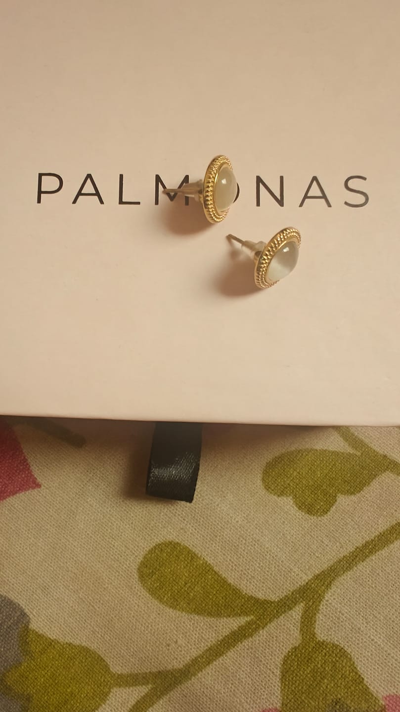 Customer photo review of Circular White Gold Stud Earrings