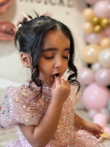 Customer photo review of Elegant Baby Girls Festival Dress Toddler Birthday Beauty Pageant Dresses