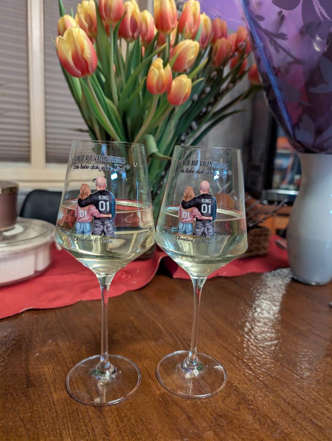 Customer photo review of Jeden Tag - Personalisiertes Weinglas für Paare zum Valentinstag