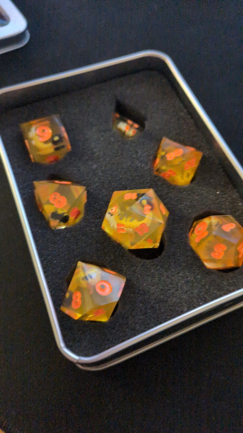 Customer photo review of PRE-ORDER | Gigi Murin Resin Dice Set | hololive English x MMG Exclusive