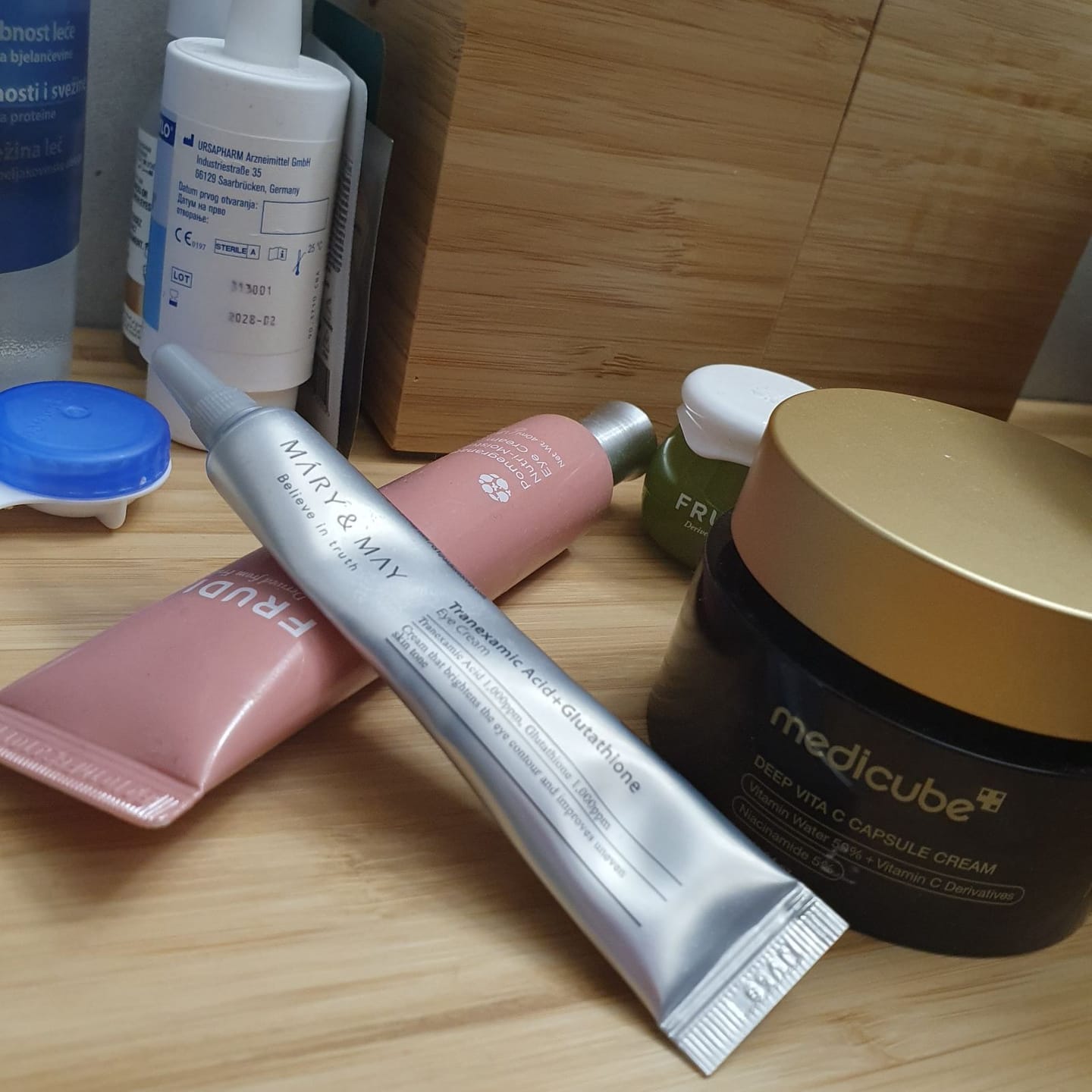 Customer photo review of Mary&May Tranexamic Acid+Glutation krema za područje oko očiju