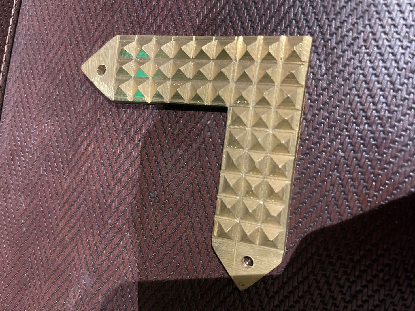 Customer photo review of Metal Pyramid Angle 3.5" for Vastu Remedy & Corner Correction Copper, Brass & Lead L-Shaped Pyramid for Missing Corners & Directional Vastu Dosh Nivaran By Vastu Mandir