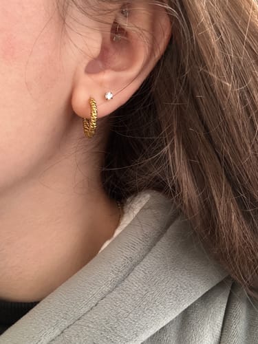Customer photo review of The Crystal Flat Back Stud - Titanium