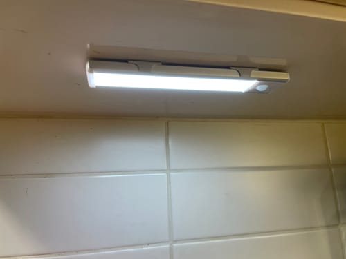 Customer photo review of GlowLine - Energisnålt ljus som tänds bara när du behöver det