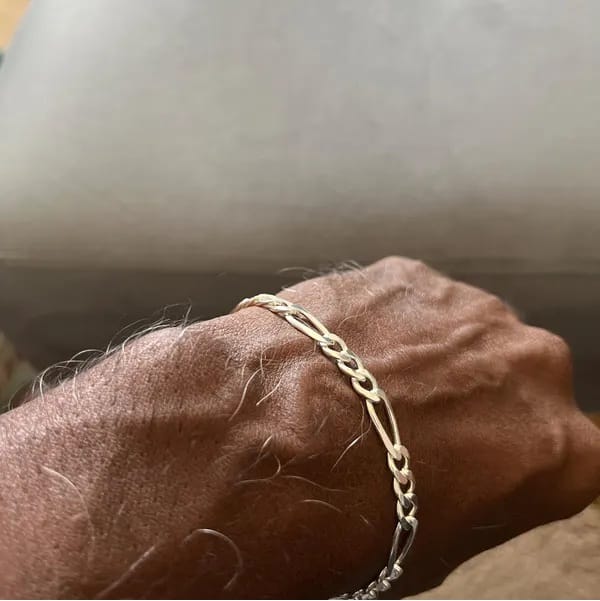 Customer photo review of Pulsera Figaro de Plata ley 950 3mm
