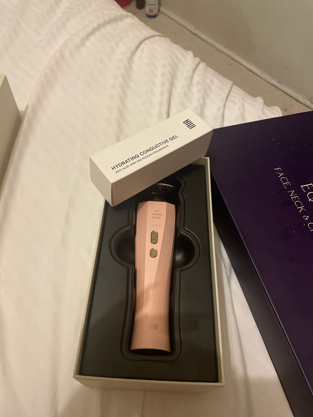 Customer photo review of INIA FLARE Microcurrent Facial Device