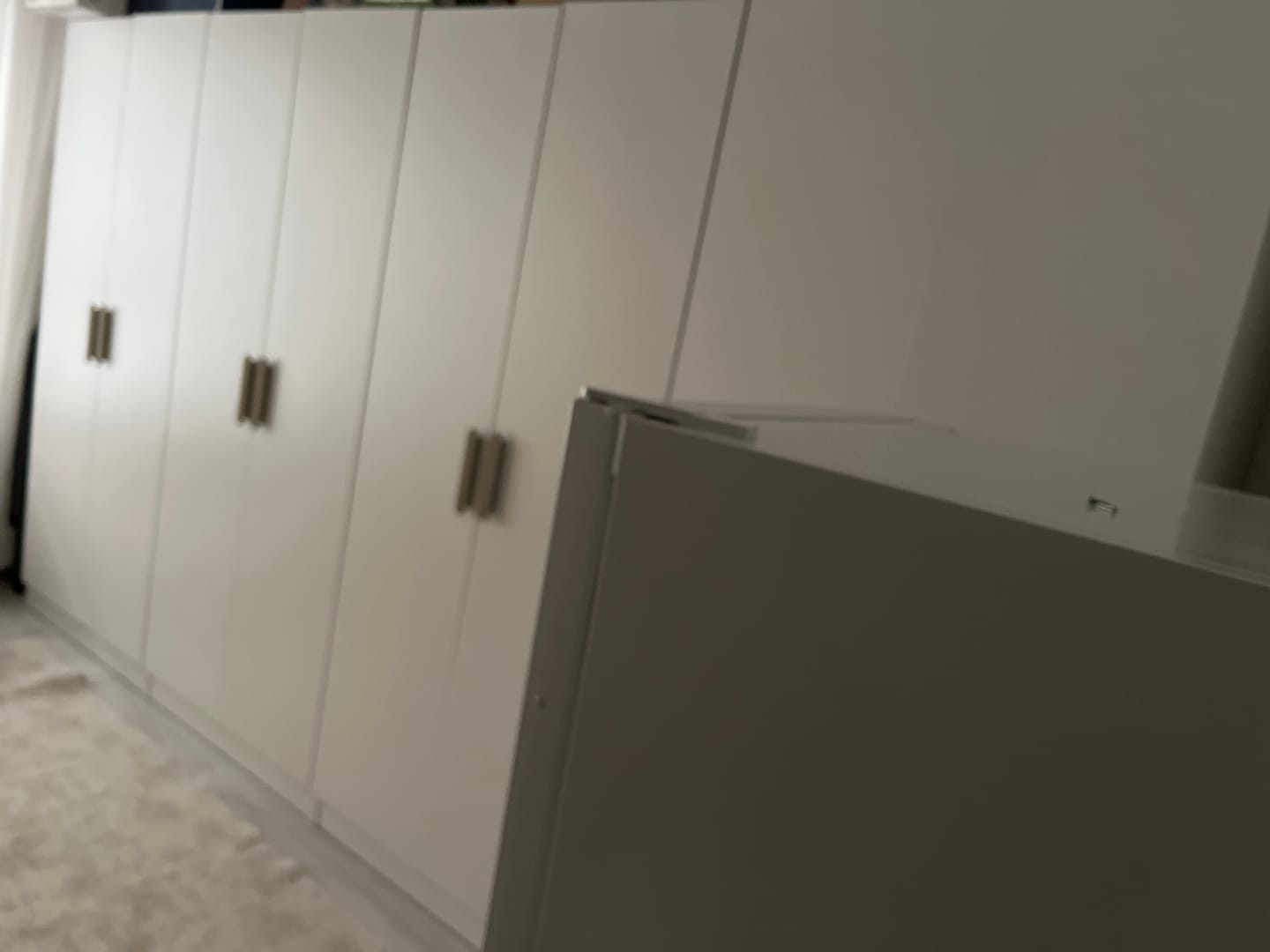 Customer photo review of Rani BA165 Geniş Gardırop Elbise Dolabı 4 Kapaklı 8 Raflı 10 Bölmeli Modüler Dolap Beyaz