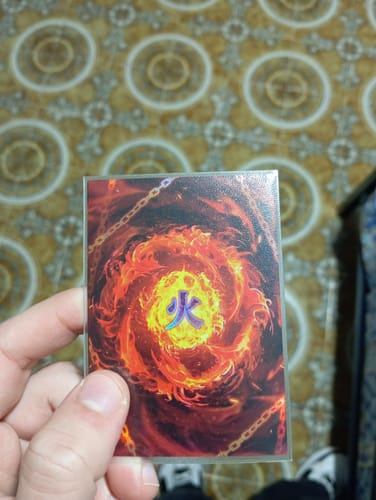 Customer photo review of ELITE SERIES - FIRE HOLO SLEEVES (70 PCS)