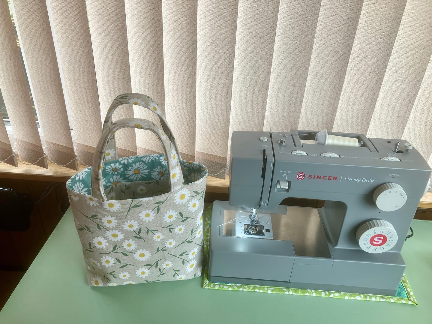Customer photo review of Singer Heavy Duty 4423 Sewing Machine - Which? Best Buy - Ex Display