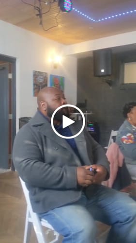 Customer video review of Russian Pillbox Hat - Cranberry