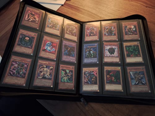 Customer photo review of The Darkest Magician 9-Pocket Trading Card Binder