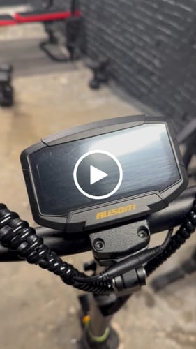 Customer video review of Ausom 48V E-Scooters Display