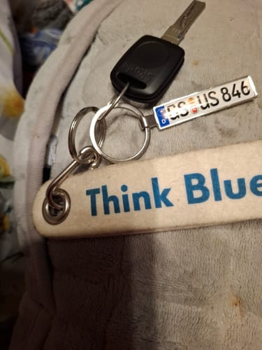 Customer photo review of Kennzeichen Schlüsselanhänger Mini Nummernschild Metall