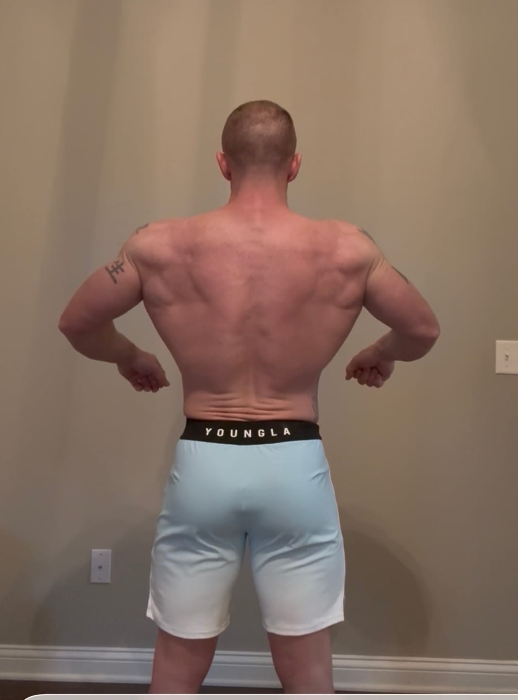 Customer photo review of 1067 - Men's physique Stage Shorts