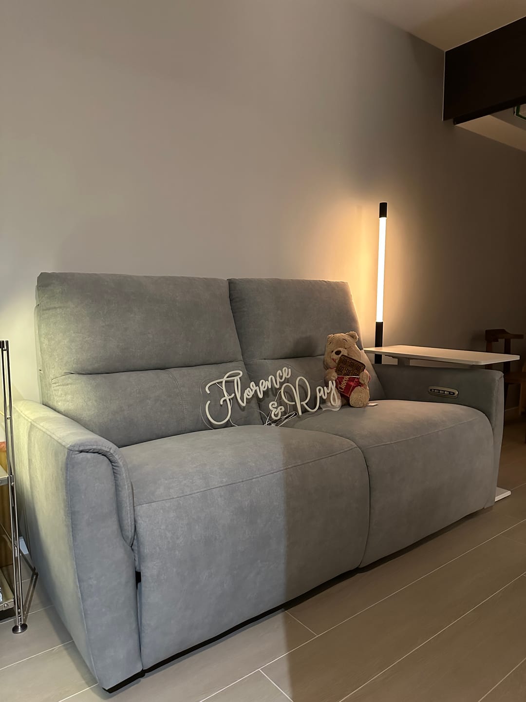 Customer photo review of Oreo六電動零靠牆梳化 | 高人專屬．完美承托！
