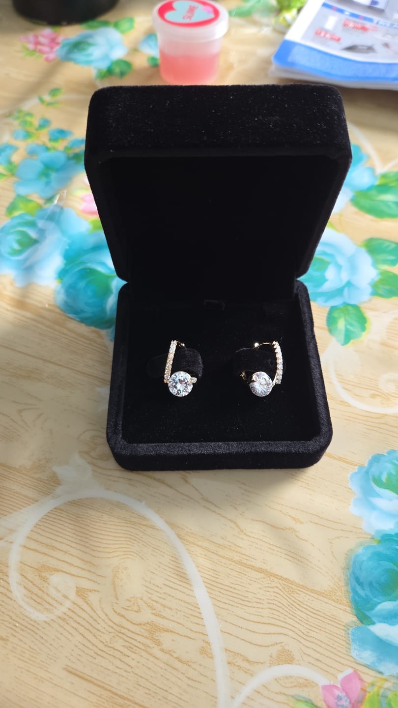 Customer photo review of Nevaeh Earrings