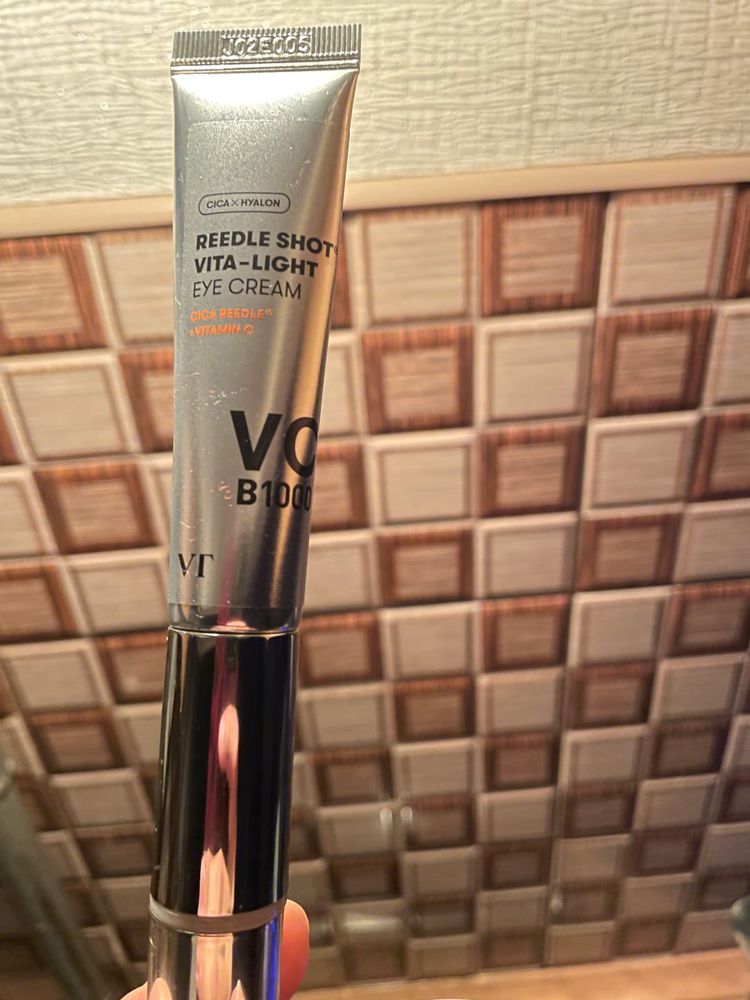 Customer photo review of Masāžas krēms ādai ap acīm VT Cosmetics Reedle Shot Vita-light Eye Cream