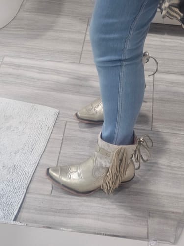 Customer photo review of Junky Gypsy Ladies Spirit Animal Shortie Champagne Boots JG0040G