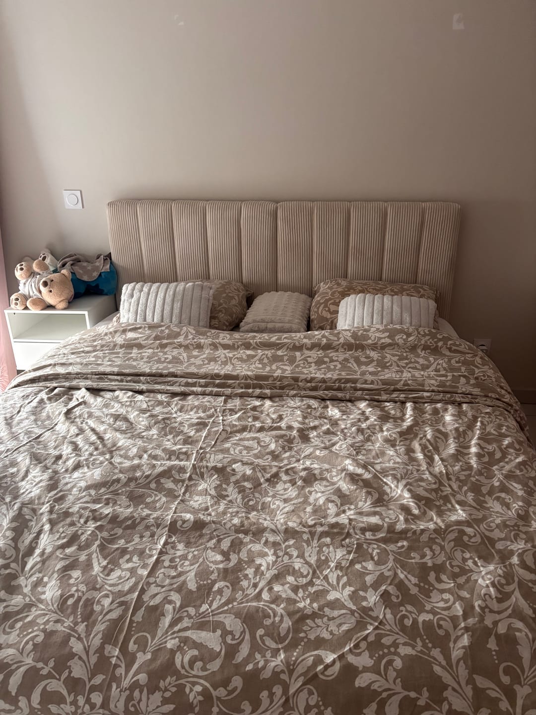 Customer photo review of Lit coffre design - CELINE
