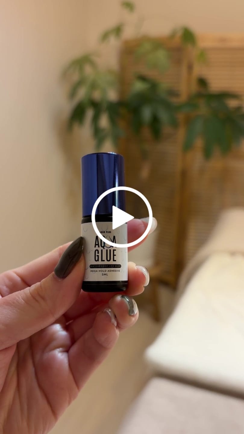Customer video review of LEDアクアグルー
