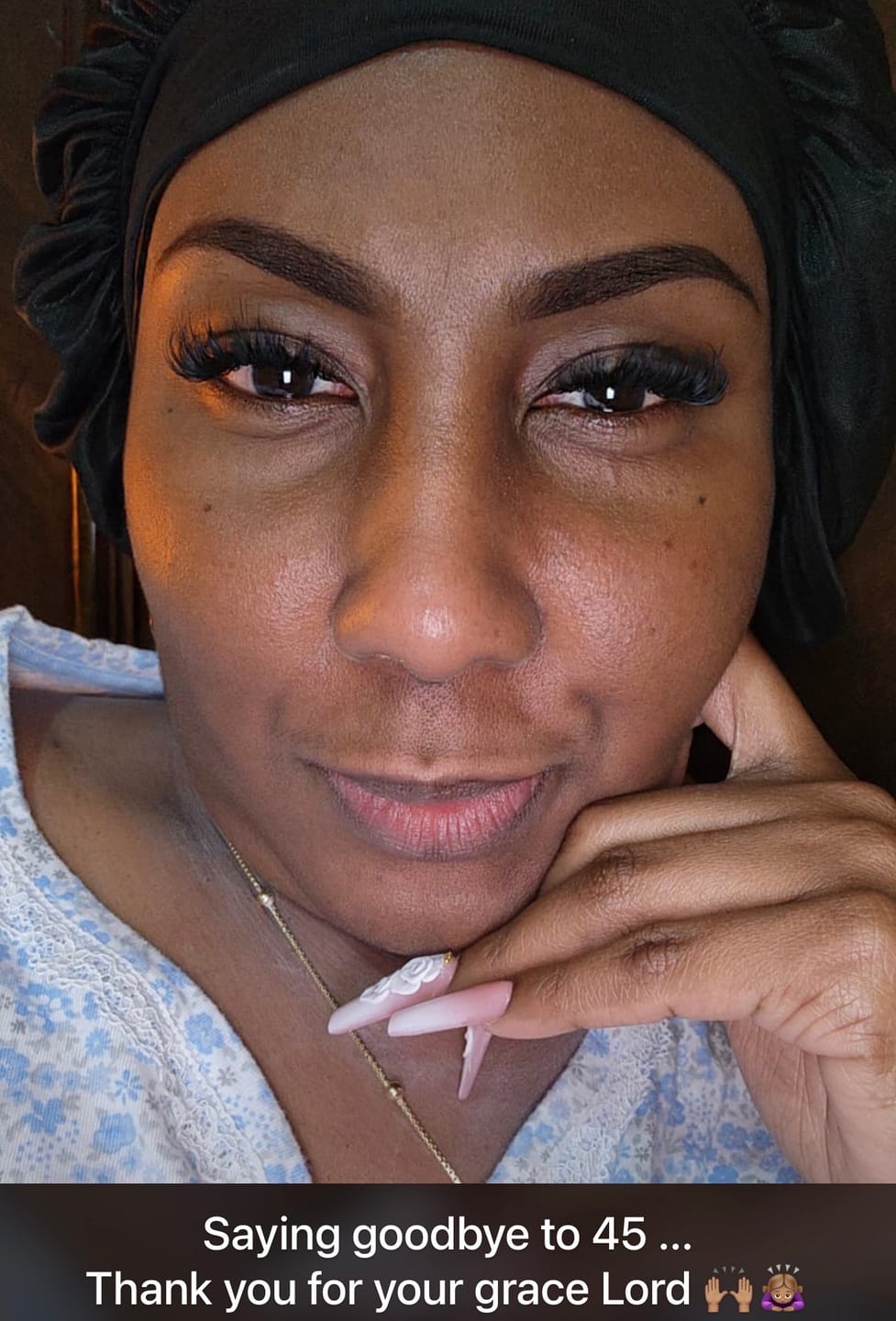 Customer photo review of Cashmere Fauxmink Lashes