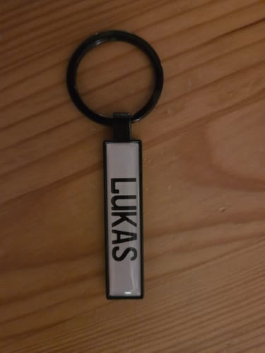 Customer photo review of Metall Schlüsselanhänger personalisiert mit Name, Text, Spruch und Foto