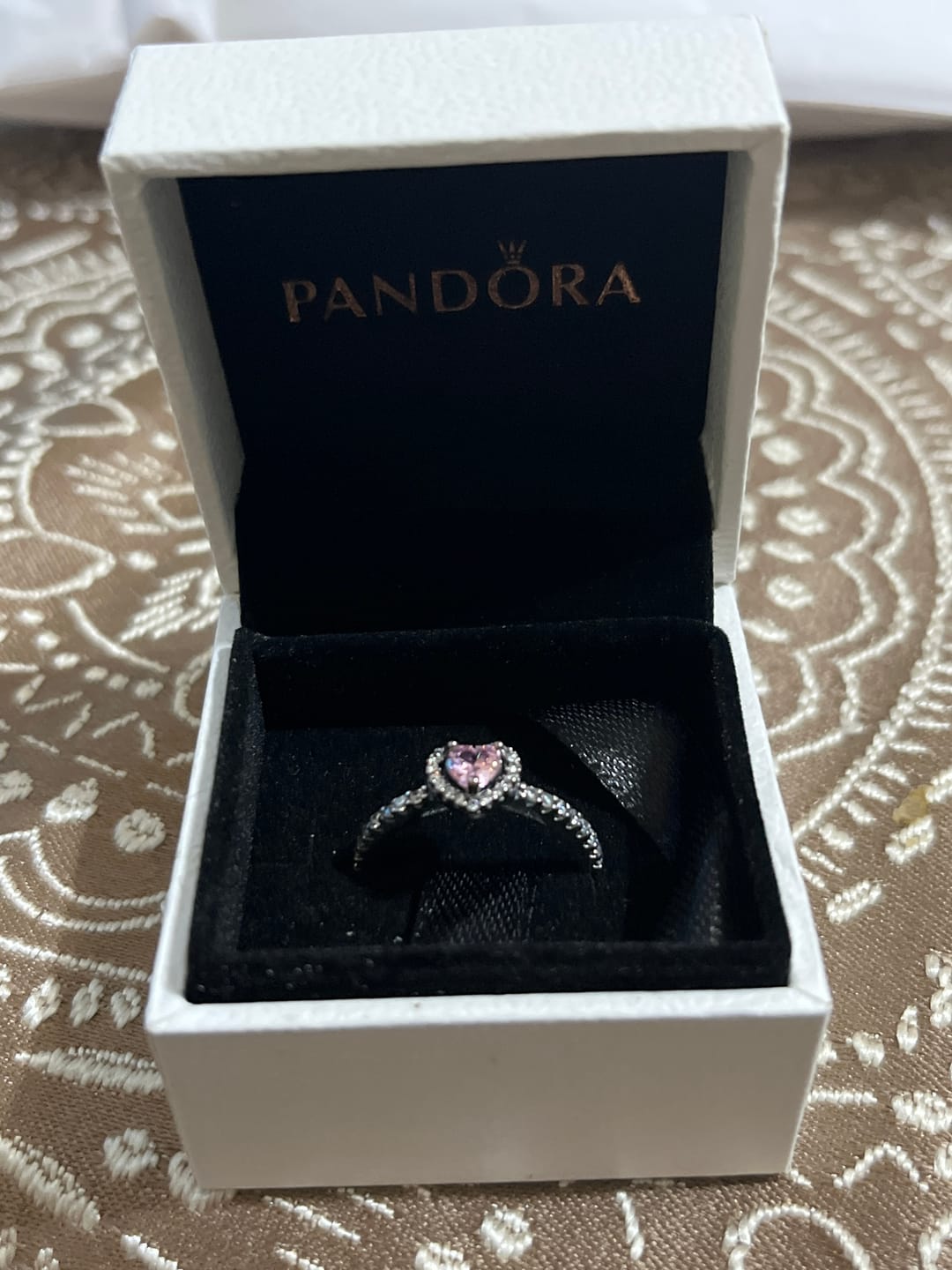 Customer photo review of ANILLO PROMESA CORAZON ELEVADO ROSA PLATA .925 + KIT DE REGALO