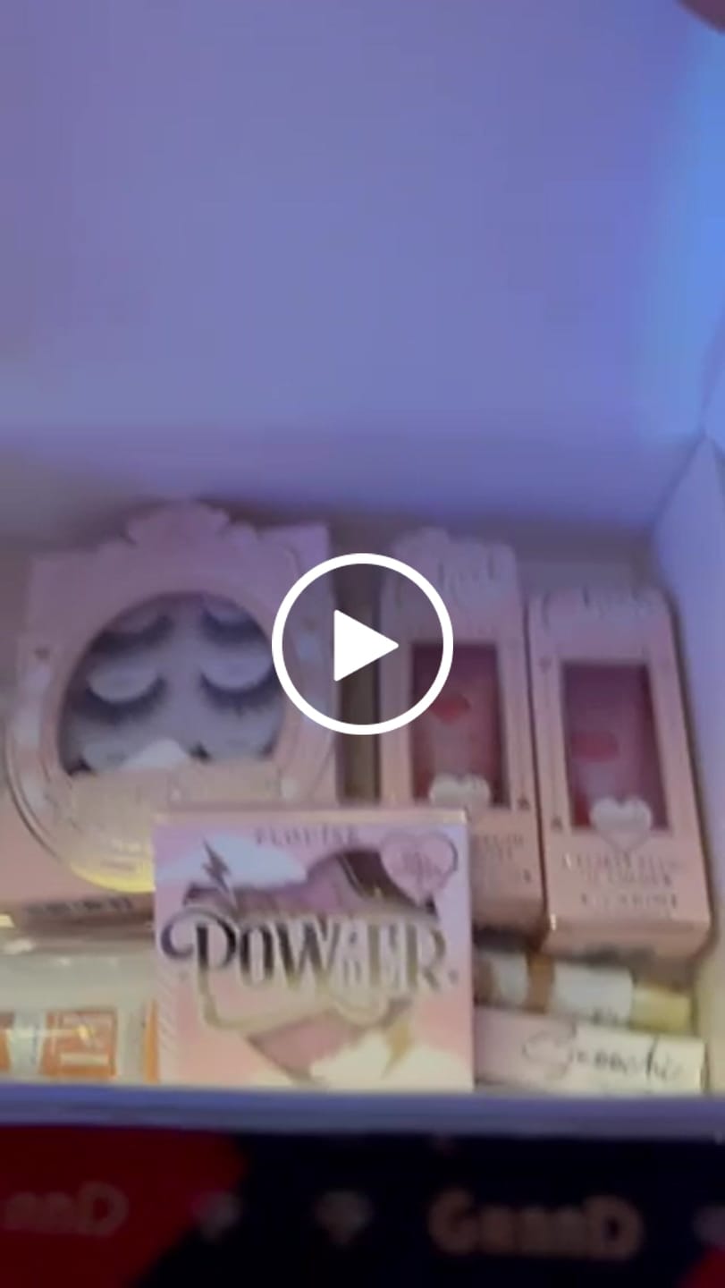 Customer video review of P.Louise Lip Base