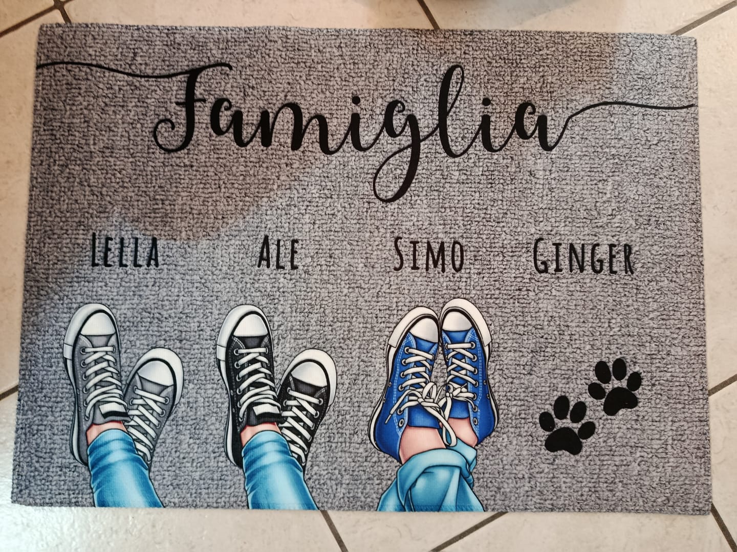 Customer photo review of Scarpe e zampe - Zerbino personalizzato