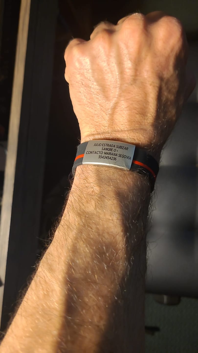 Customer photo review of AXO ID - Brazalete de Emergencia