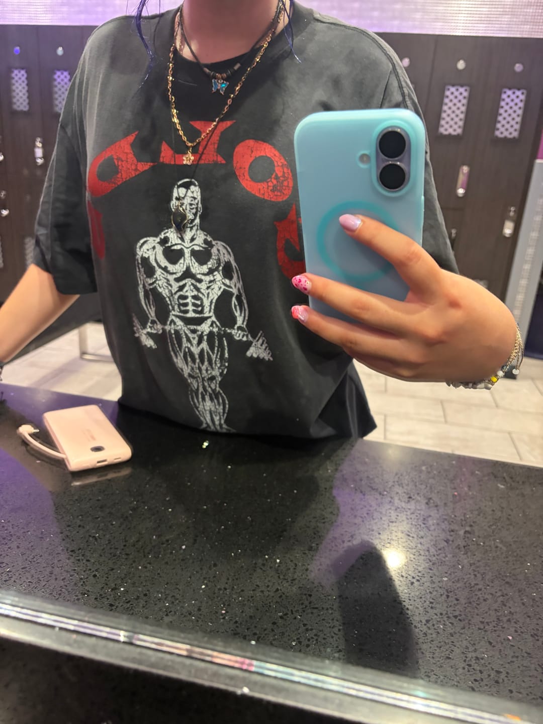 Customer photo review of 4213 - Gold's Iron Legacy Icon Tees