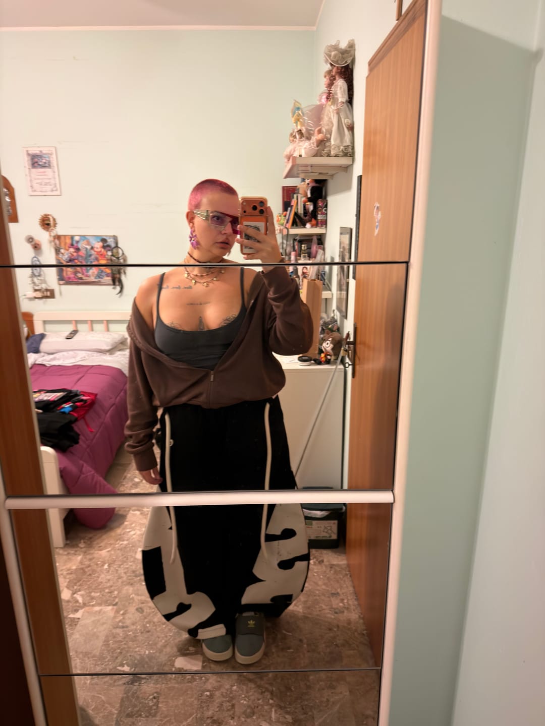 Customer photo review of Aelfric Eden Graffiti Super Baggy Barrel Sweatpants