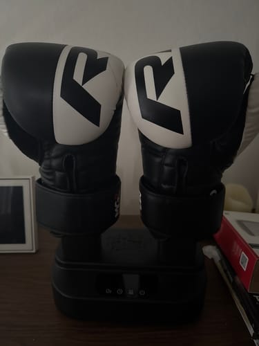 Customer photo review of The Glove Purifier V2 with Thermal Heating and O3-Enabled Active Technology Built for Preserving Boxing Gloves