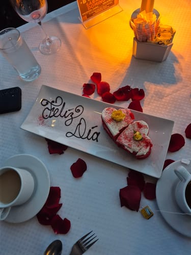 Customer photo review of Cena Romántica Febrero