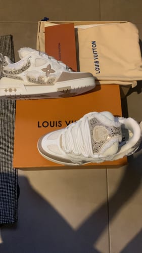 Recensione con foto di un cliente su Sneakers LV Skate Beige Crystal