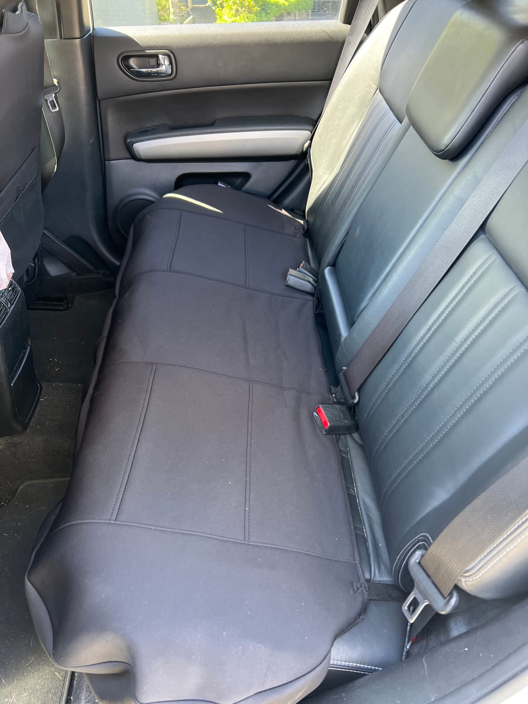 Customer photo review of Sharkskin Neoprene Universal Rear Seat Covers