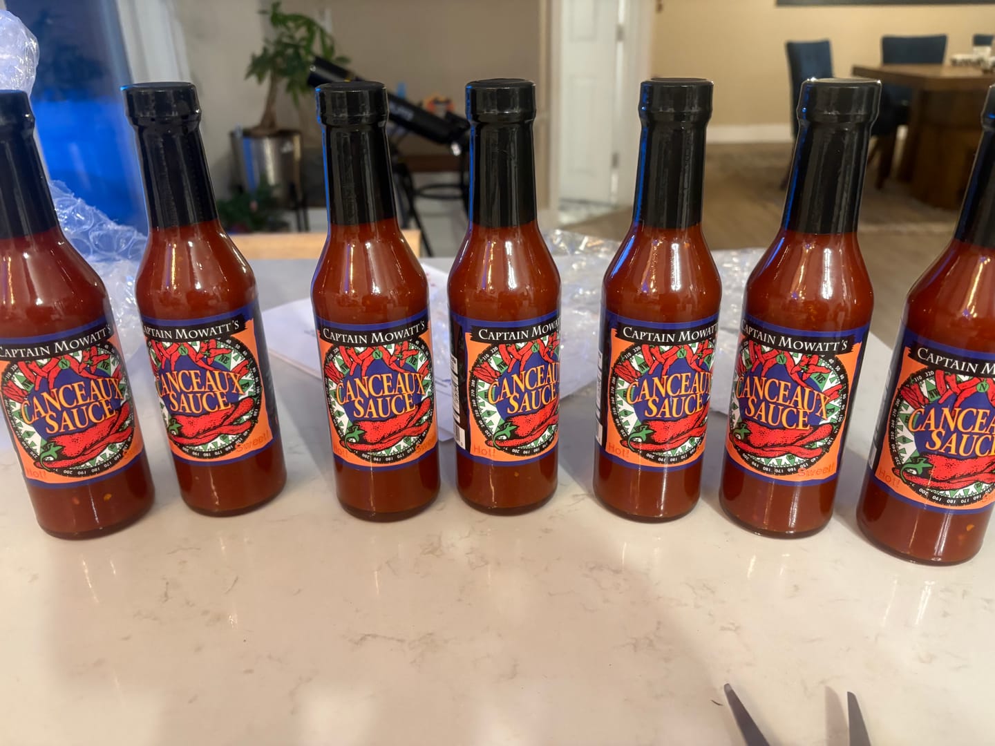 Customer photo review of Canceaux 6-pack