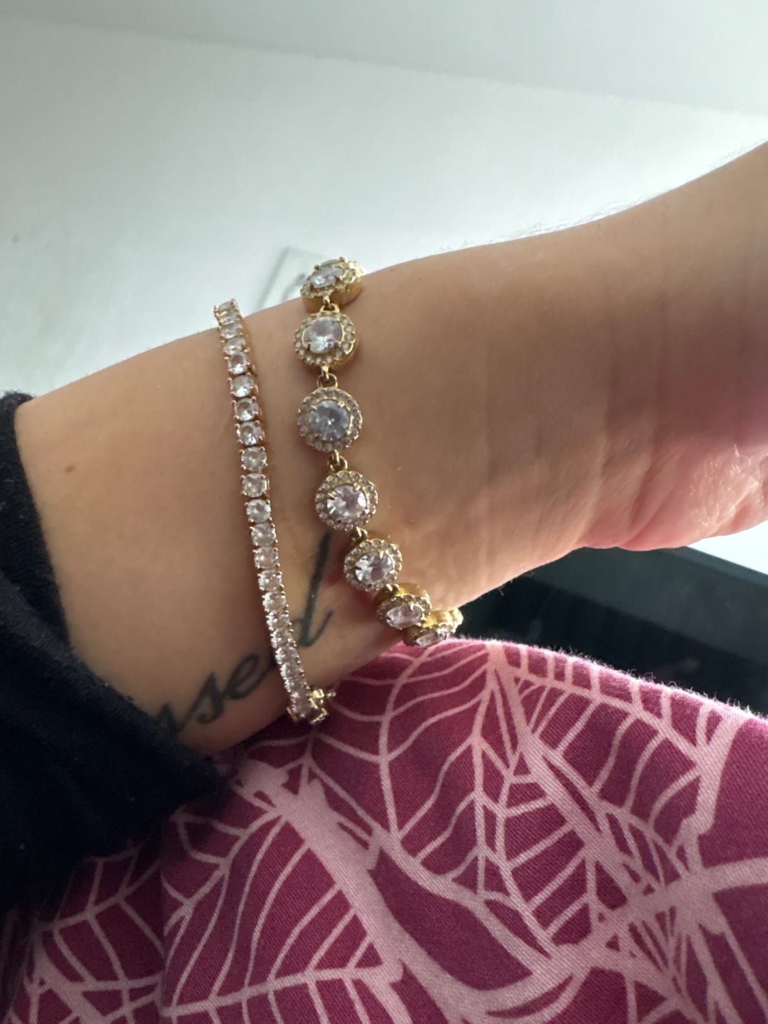 Customer photo review of Crystal Elegance Armband 14K Vergoldet