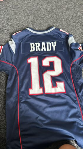Customer photo review of Vintage Nike Tom Brady New England Patriots NFL Jersey (S)