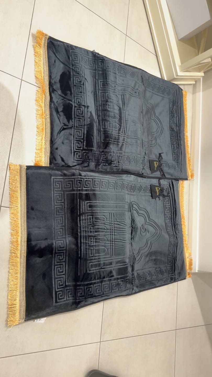 Customer photo review of Medical Prayer Mat With Memory Foam Pillow