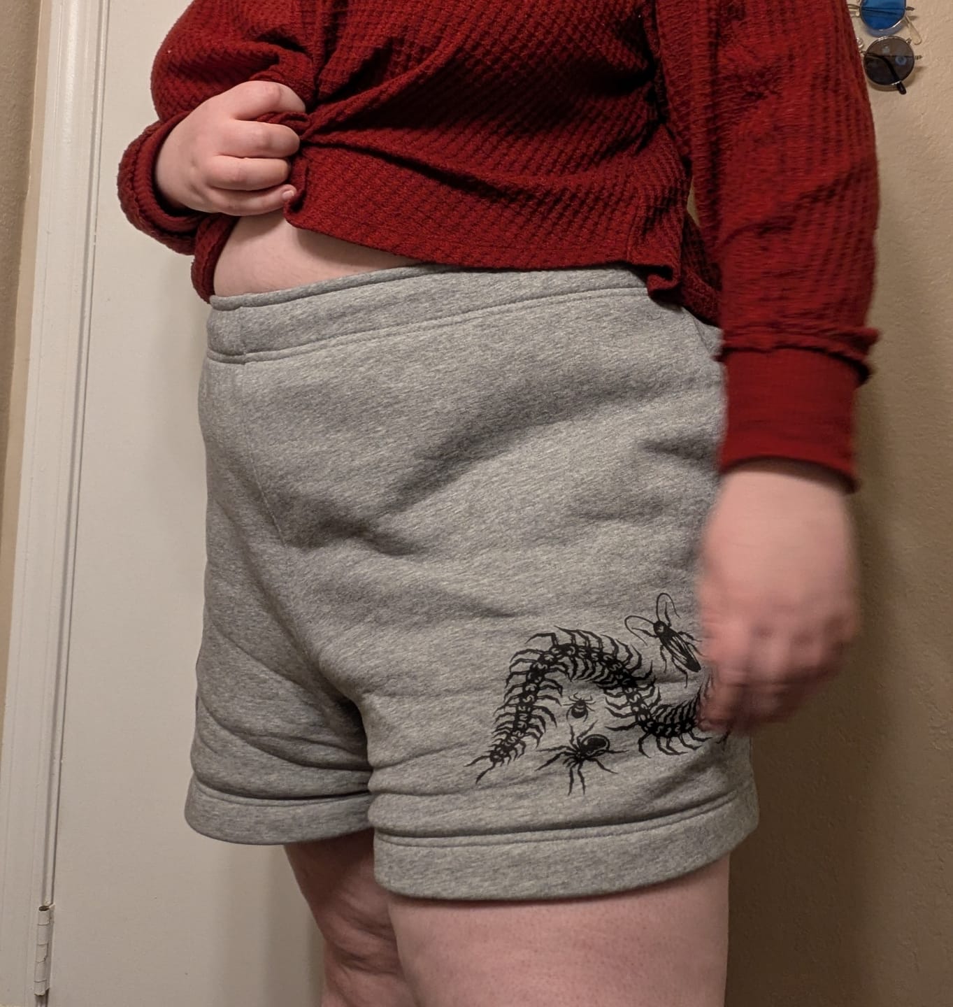 Customer photo review of Pest Relaxed Track Shorts