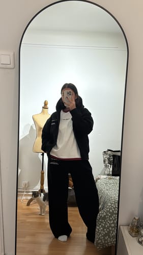 Customer photo review of Jogging "To You"