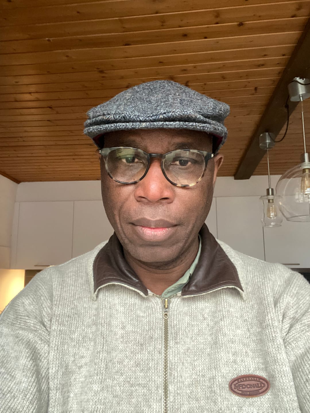Customer photo review of Vintage Cap Tweed