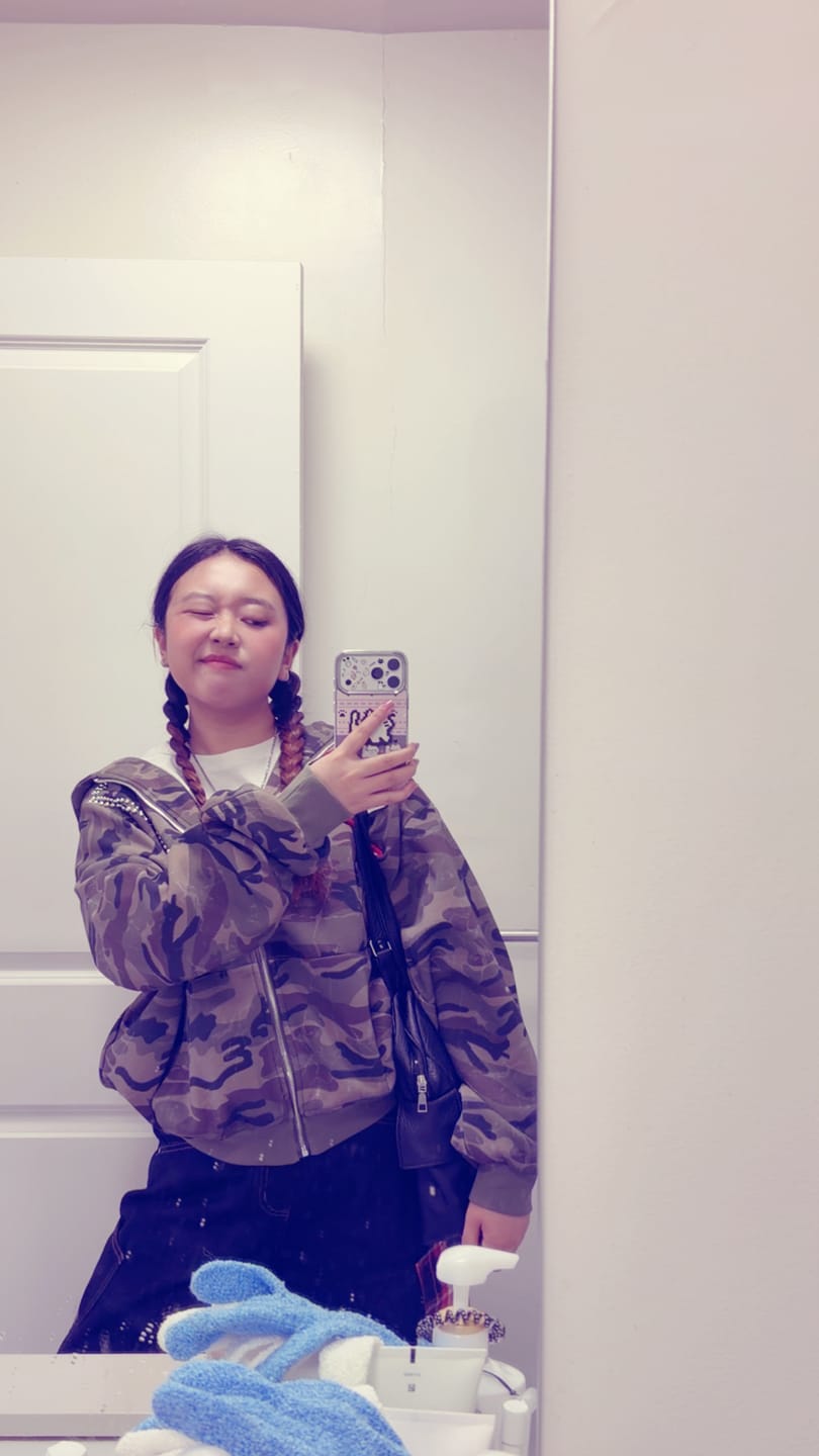 Customer photo review of Aelfric Eden Camo Zip Up Hoodie