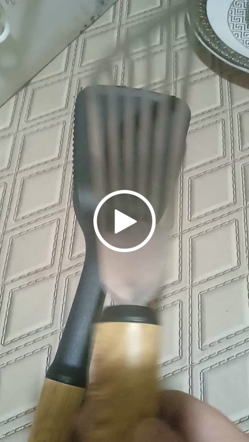 Customer video review of Kitchen Spatula by Top Choice - M4702T
