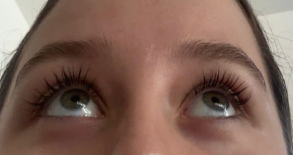 Customer photo review of SINS 'N LASHES GUTSCHEIN