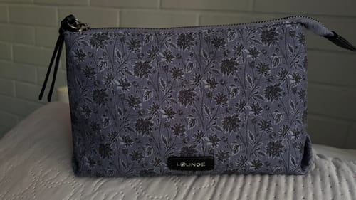 Customer photo review of Estuche Canvas Flores Boho