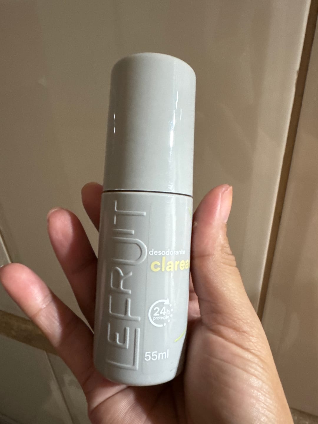Customer photo review of Desodorante Clareador