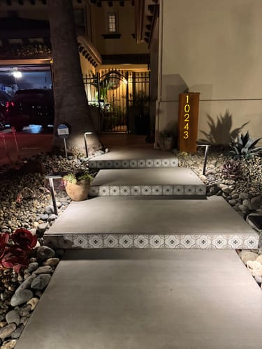 Customer photo review of Address Column