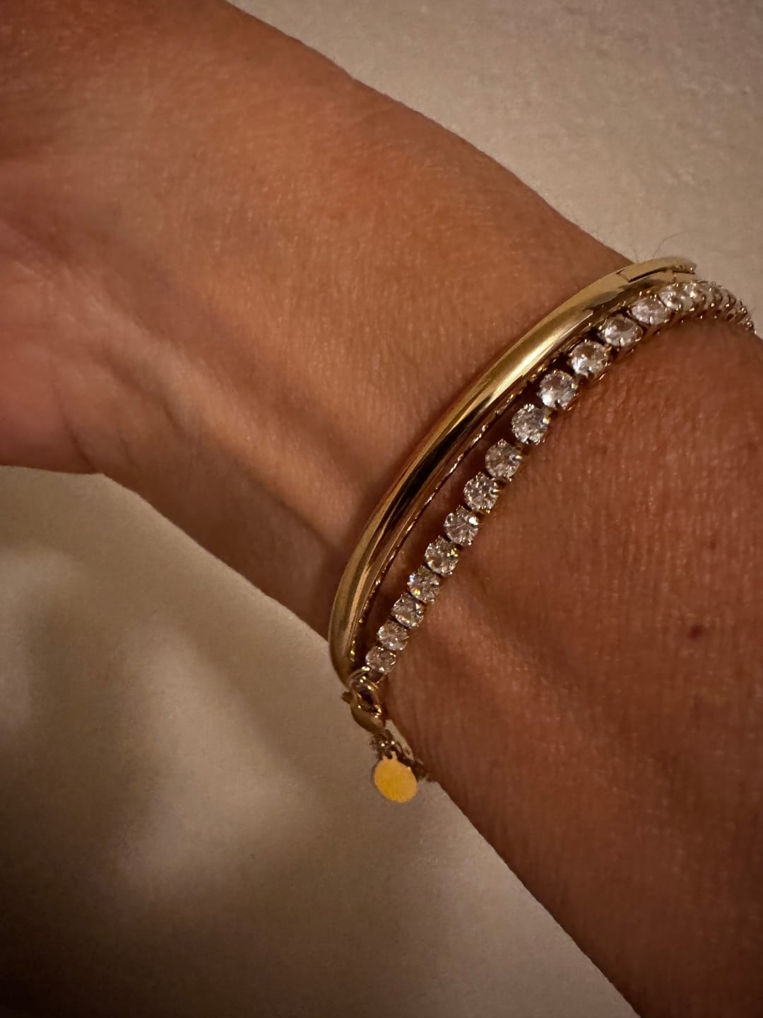 Customer photo review of Classic Oval Bangle